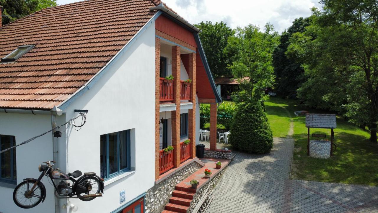 Guest House Magyar Route 66 Сільвашварад Номер фото